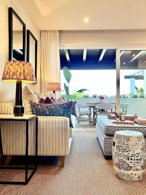 Marbella Park Club Suite 0*,